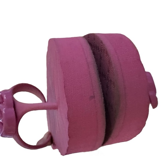 Gucci Pink Pascar Flip Flops in Chevron w/ Thong Styling & GC Signature Logo - Picture 10 of 11